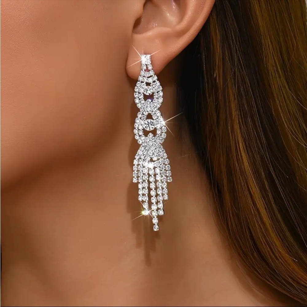 Chandelier clear crystal rhinestone silver earrings wedding bridal New